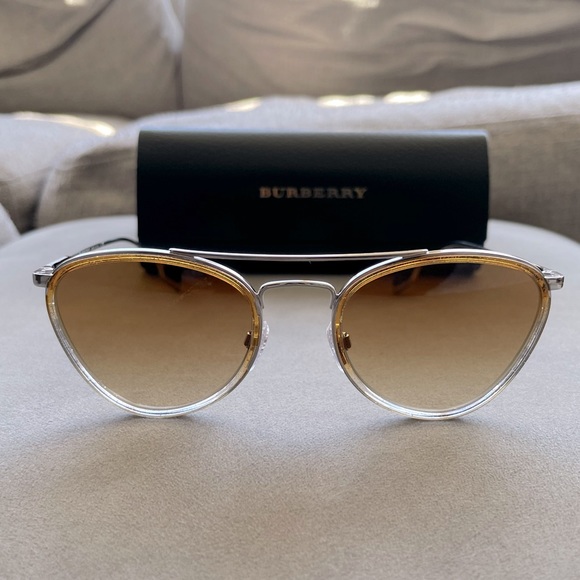 Burberry Accessories - New Burberry Aviator Sunglasses B 3104